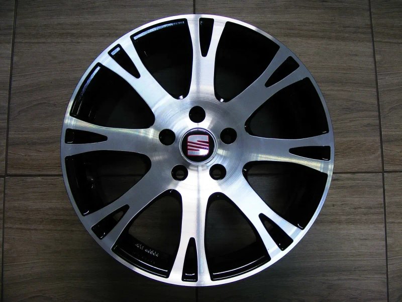 Диски R17 VW Passat Audi A4 A6 Skoda Superb Seat Merc C,E-Klass 5/112 — фото 6