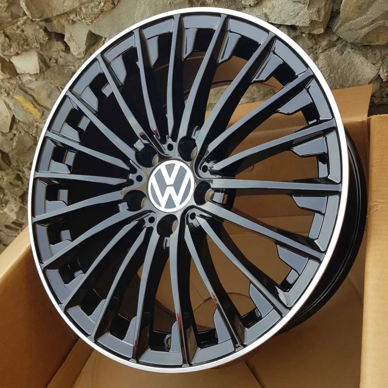 Диски VW R18 5x112 T-Roc Passat ID.4 ID.5 Jetta Tiguan Skoda Enyaq Superb Kodiaq Audi A3 A4 A6 SQ2 Q5 Seat Ateca Leon — фото 6