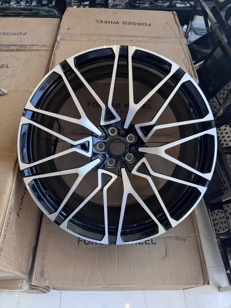 Диски X5M X6M R22 R20 R19 для BMW X5 G05 X6 G06 разноширокие — фото 4