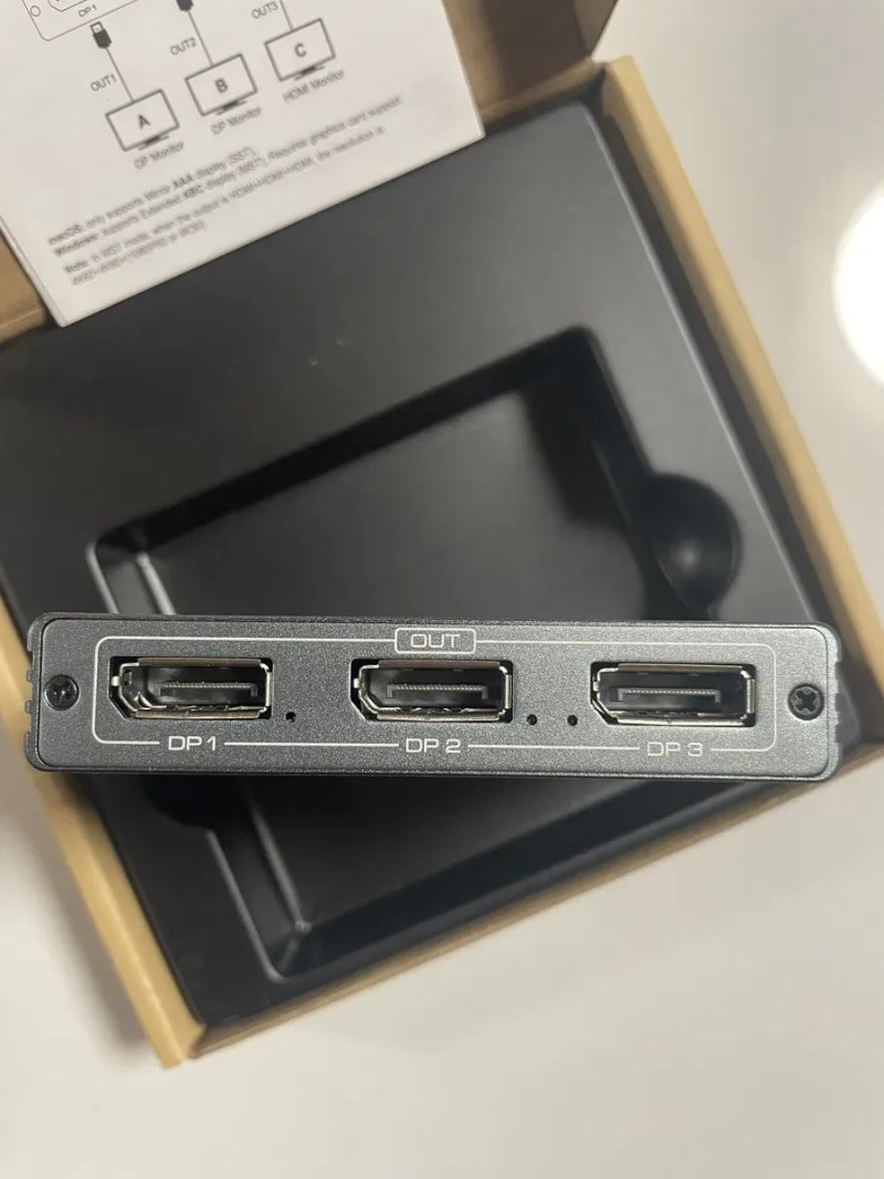 DisplayPort спліттер 1x3 (DP in to 3xDP out) з живленням Type-C — фото 3