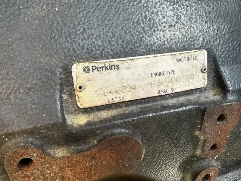 Дизельний генератор 110 KVA perkens двигун — фото 2