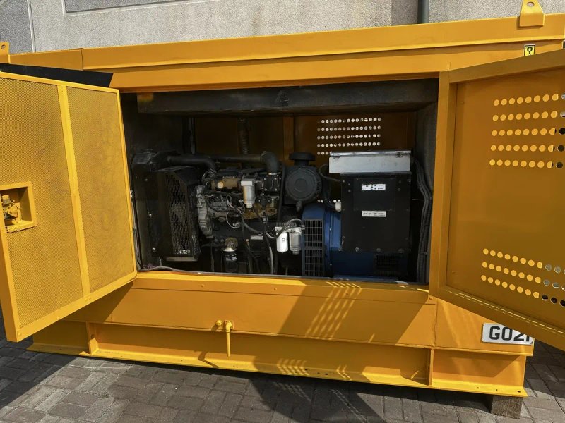 Дизельний генератор 110 KVA perkens двигун — фото 6