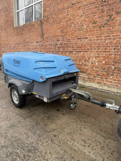 Дизельний компресор Atlas Copco XAS 67 пересувний