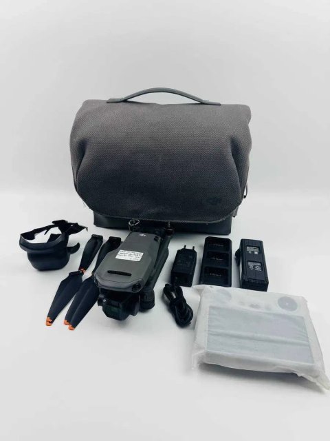 Дрон/квадрокоптер DJI Mavic 3, без акк, (наліт 3км, 2 год), Повний комплект для польотів та сумка для транспортування, Арт: 44378
