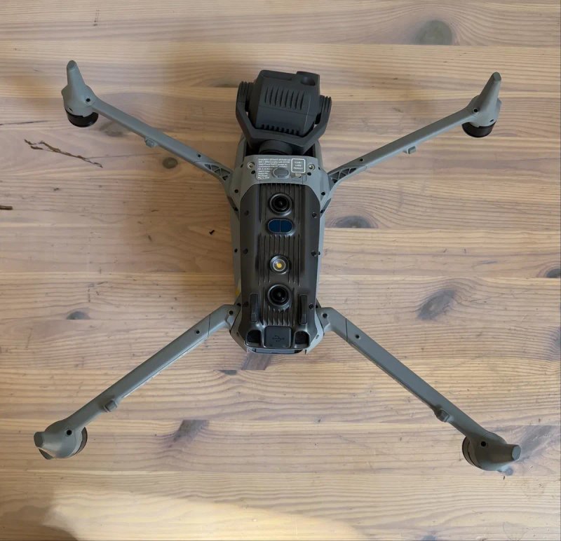 Дрон тушка Dji matrice 4t наліт 11год. — фото 6