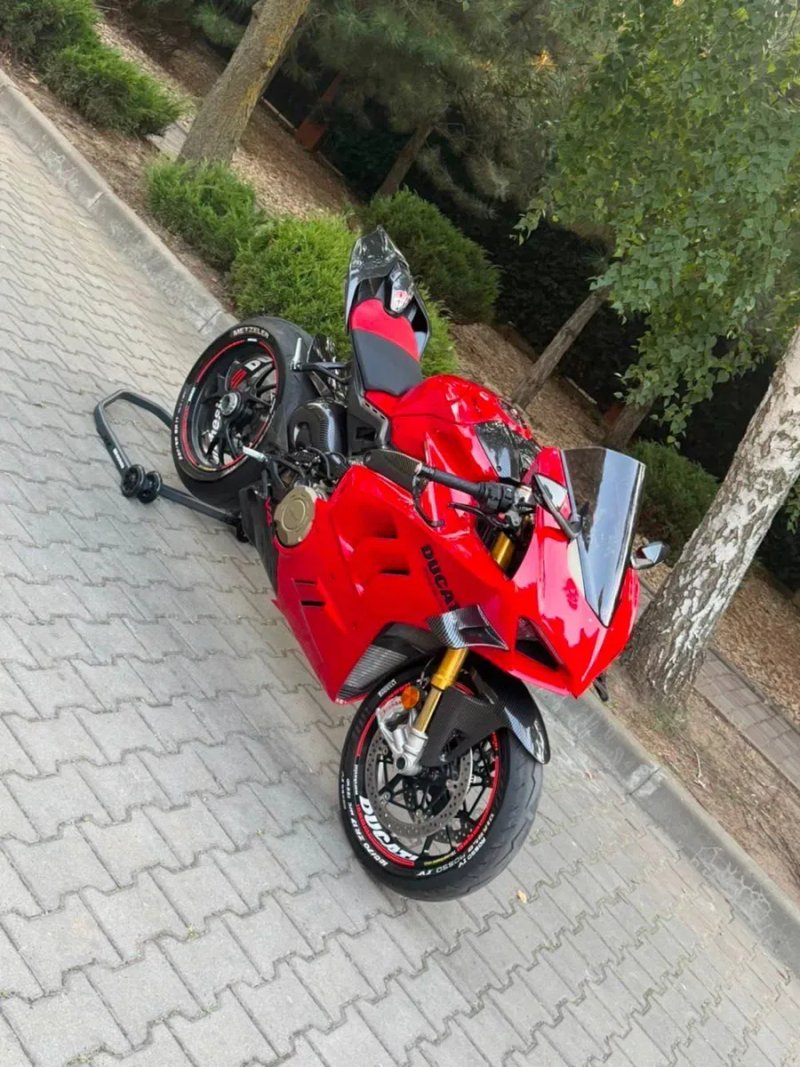 Ducati Panigale v4s 2022 — фото 2