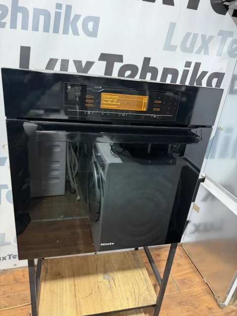 Духовий шкаф Miele H5681
