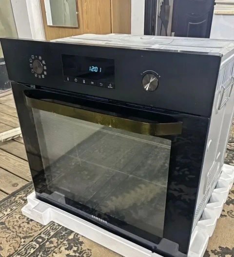 Духовой шкаф, духова шафа Samsung NV68R2340RB/WT