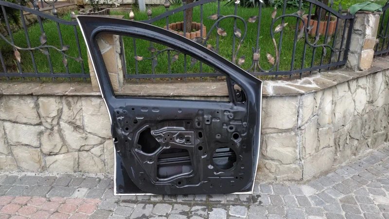 Двері для Рено Логан 2 Разборка Renault Dacia Logan 2 original. — фото 2