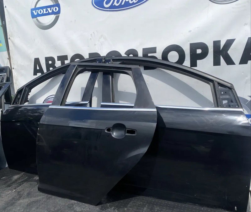 Двері Форд Фокус 3 Двери Ford Focus 3 передні задні розборка — фото 3