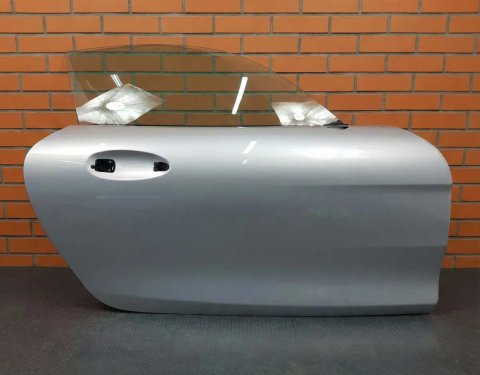 Двері Mercedes AMG GT C190 W190 передні або задні праві ліві разборка