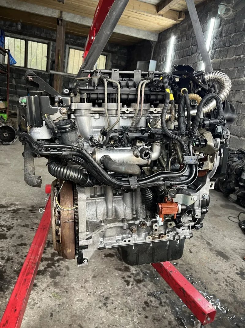 Двигун мотор 1.6 HDi 16V Ford Citroen Peugeot Volvo — фото 3