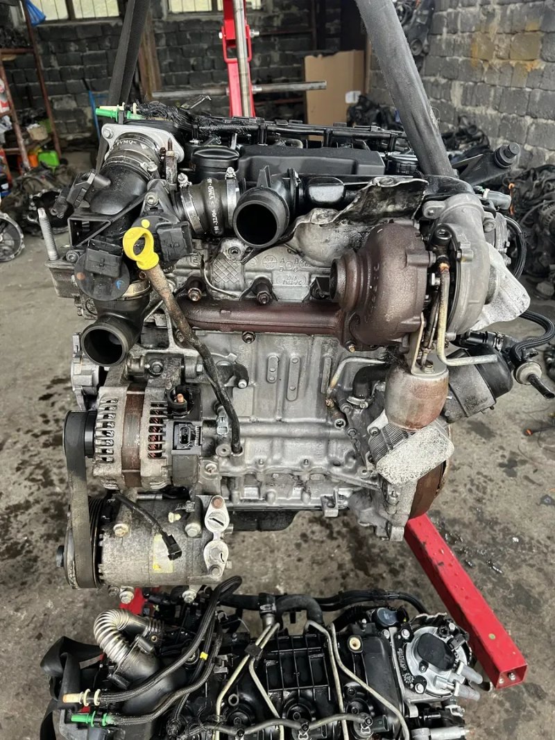 Двигун мотор 1.6 HDi 16V Ford Citroen Peugeot Volvo — фото 6