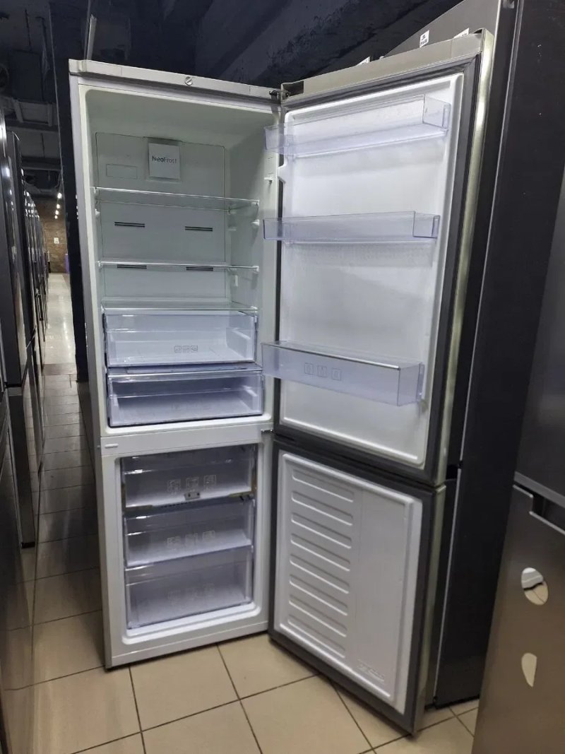 Двокамерний холодильник Beko. Техніка з Європи. No Frost — фото 8