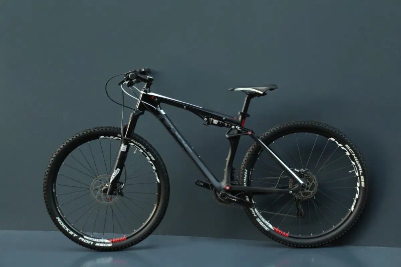 Двопідвісний карбоновий велосипед Cube AMS 100c:62 RACE 29.Carbon, Rock Shox, shimano xt — фото 2