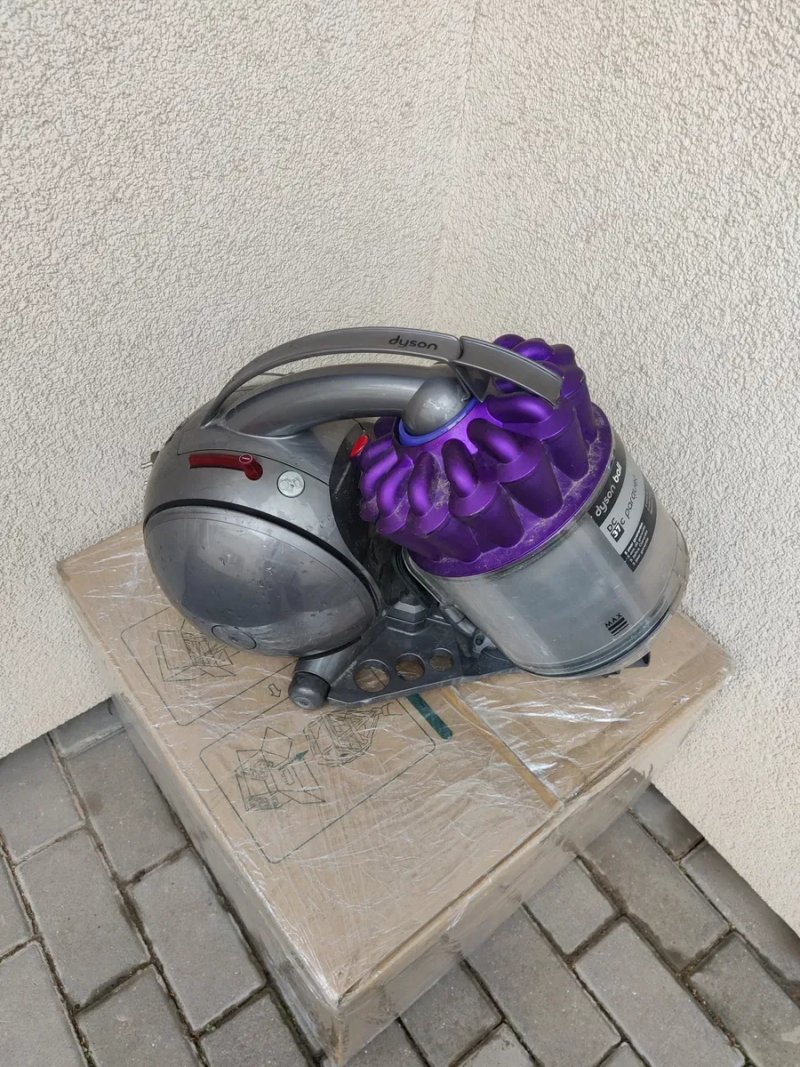 DYSON Пилесос з Німеччини — фото 2
