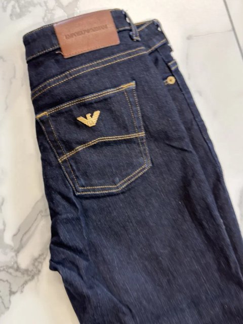 Джинси жіночі Emporio Armani, розмір 28 (S)