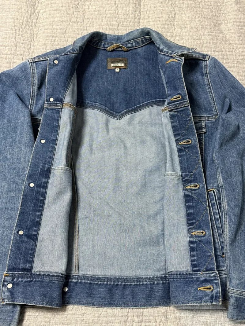 Джинсова куртка Wrangler розмір М — фото 3