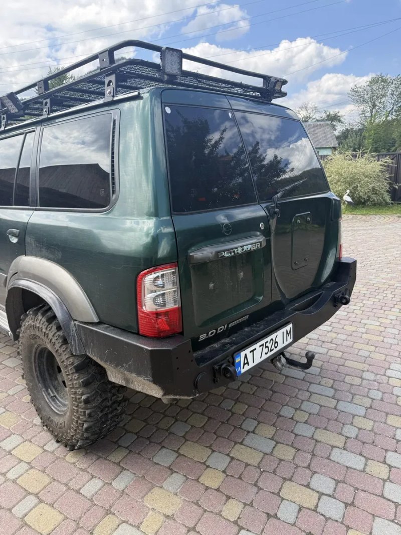 Джип Nissan Patrol — фото 4