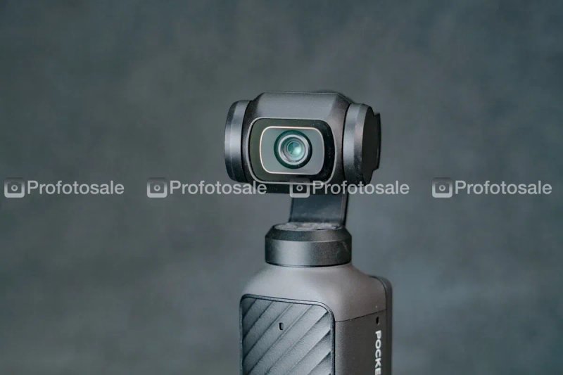 Екшн-камера DJI Osmo Pocket 4 — фото 2