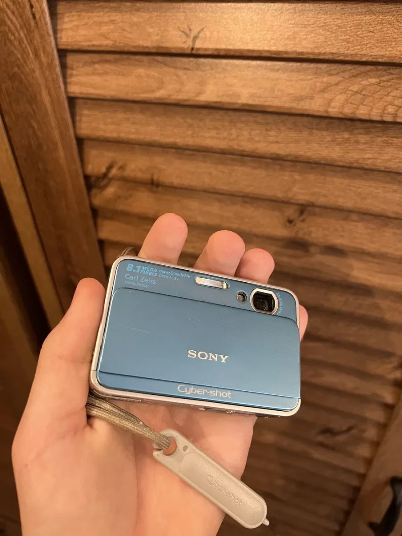 Ексклюзивний цифровий фотоапарат Sony Cyber-shot DSC-T2 Sky Blue (CCD / 4GB / Y2K) Повний комплект! — фото 2