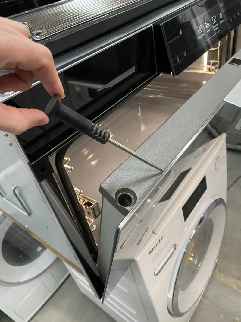 Екслюзивна духова шафа фірми Miele H 7890 BP — фото 8