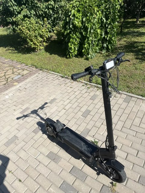 Елекктросамокат apex