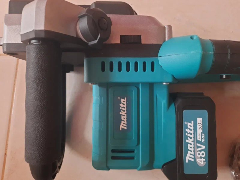 Електрична акумуляторна пила makita duk 355z 12 16 дюймів — фото 5