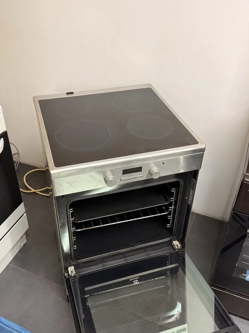 Електрична, электрическая плита Electrolux EKI96460AX , гарантія — фото 2