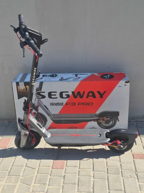 Електричний самокат Segway-Ninebot F3 Pro D 2025 рік