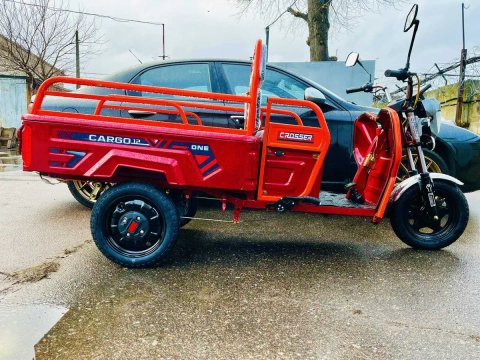 Електричний трицикл Crosser CARGO 12 1000W-60V-32Ah кузов 120 х 67 1.0 квт. шини 12"/12"