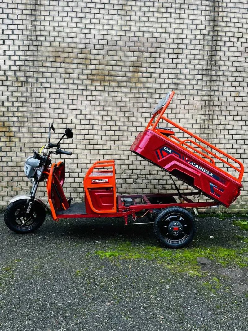Електротрицикл із кузовом Crosser Cargo 12 1000W-60V-32Ah Crosser муравей червоний — фото 3