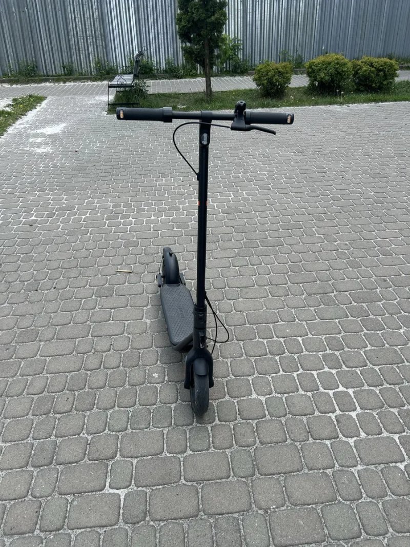 Електро самокат Ninebot segway f2 — фото 3