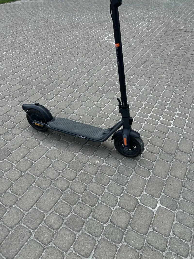 Електро самокат Ninebot segway f2 — фото 4