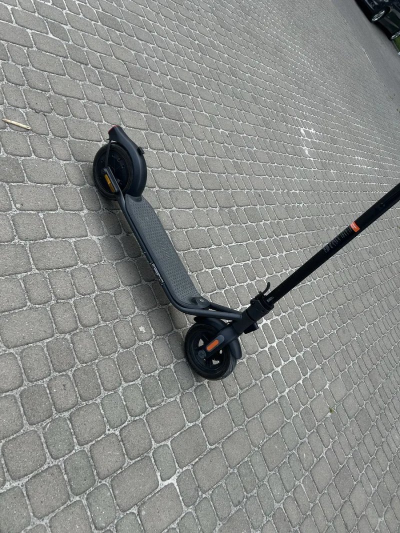 Електро самокат Ninebot segway f2 — фото 5