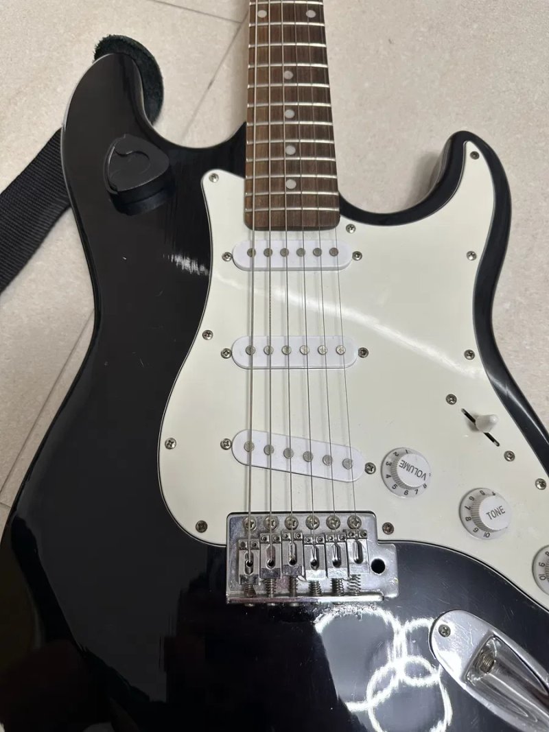 Електрогітара.  Fender Stratocaster. Made.in. U.S. A. — фото 3