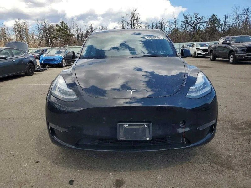 Електромобіль Tesla Model Y 2021 — фото 2