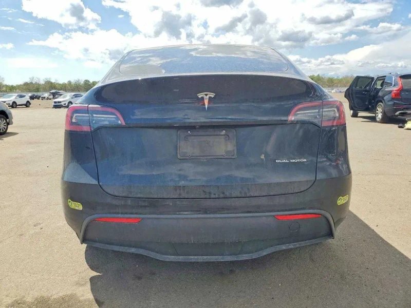 Електромобіль Tesla Model Y 2021 — фото 4