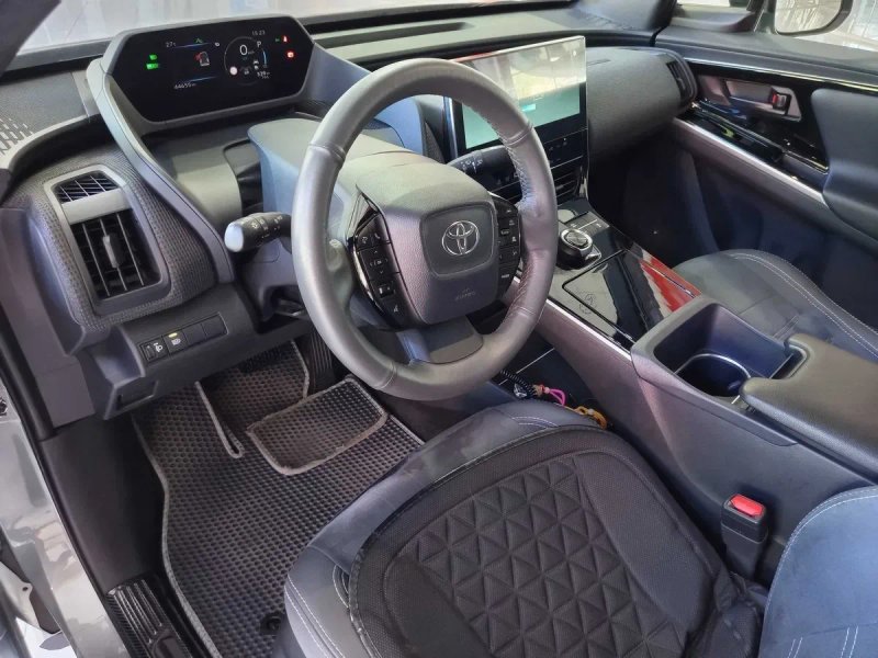 Електромобіль Toyota bZ4X 2022 Elite Long Range — фото 8