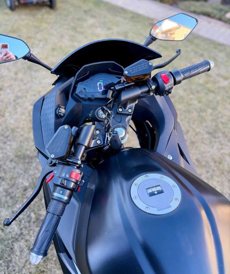 Электромотоцикл Ninja Электробайк 2950W шлем ПОДАРОК чорний 45 a Li-on — фото 8