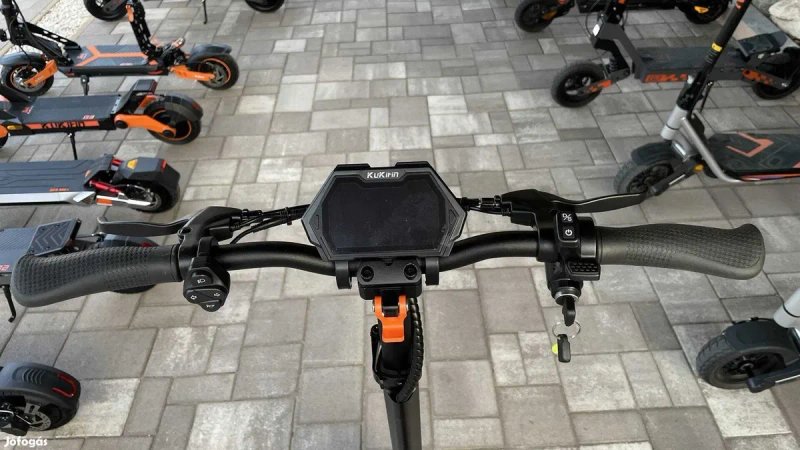 Електросамокат Kugoo G2 Master (2 мотори по 1000 Вт, Запас Ходу 60 км) — фото 7
