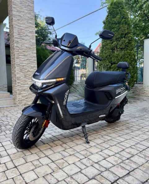 Електроскутер Corso Iron 2000Bт, гарантія, електромопед