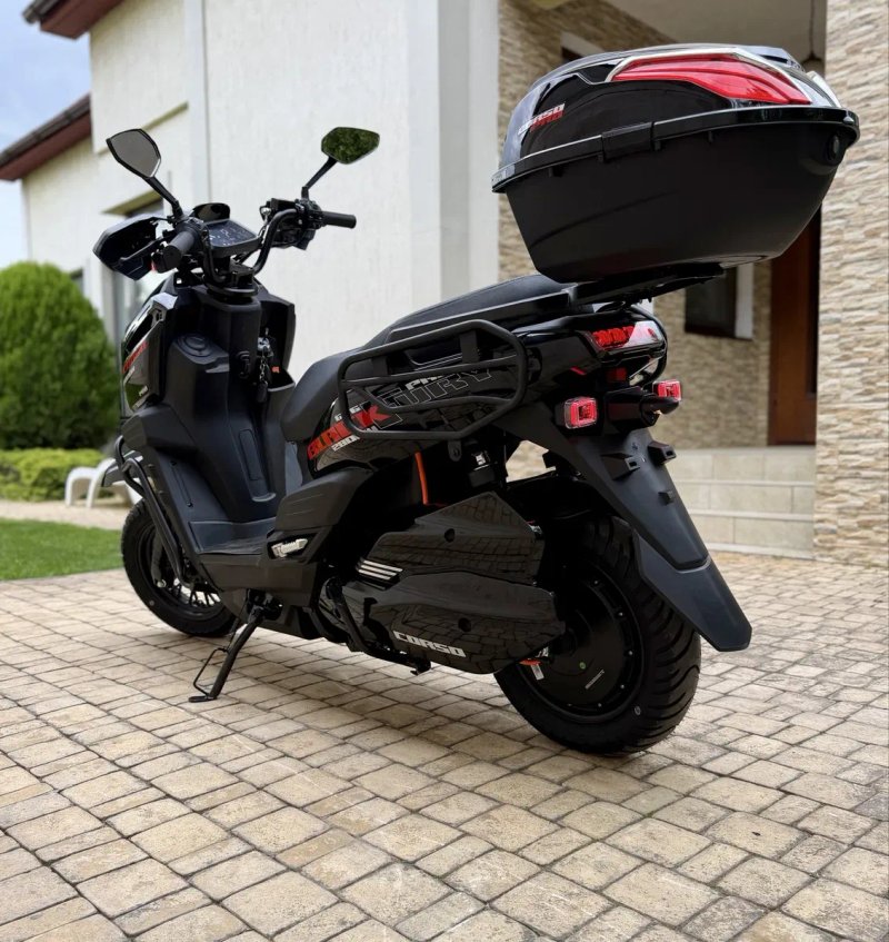 Електроскутер Corso Танк BlackFury BF 2800Вт, знімний АКБ літій-фосфат — фото 6
