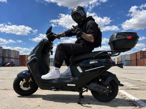 Електроскутер Crosser CR 15 72В 24Аг, графен 2500Вт Круіз контроль + чорний