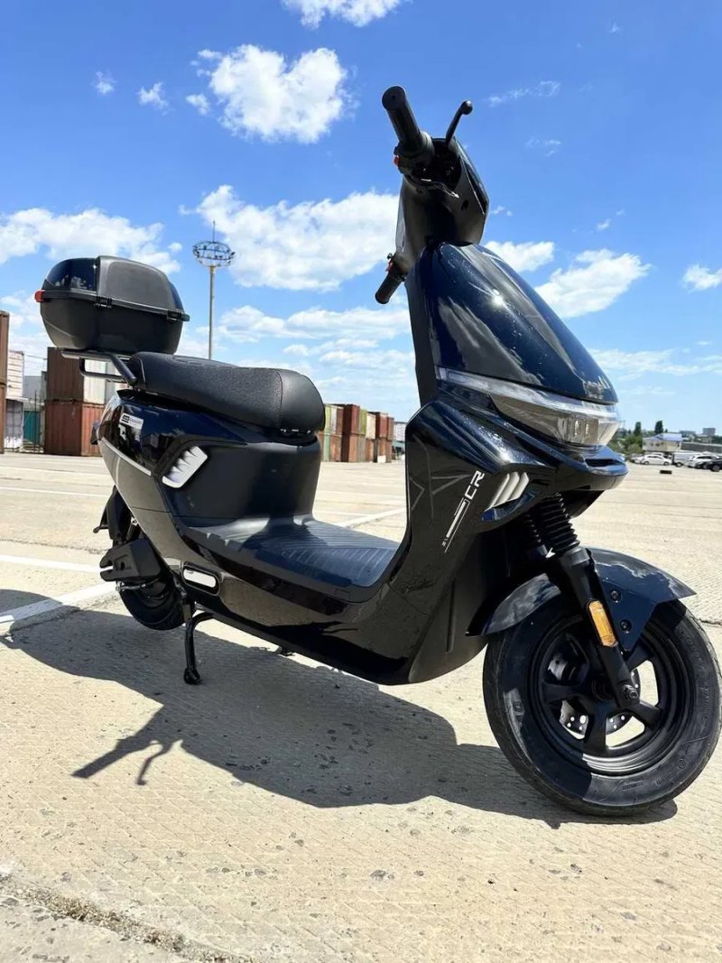 Електроскутер Crosser CR 15 72В 24Аг, графен 2500Вт Круіз контроль + чорний — фото 2