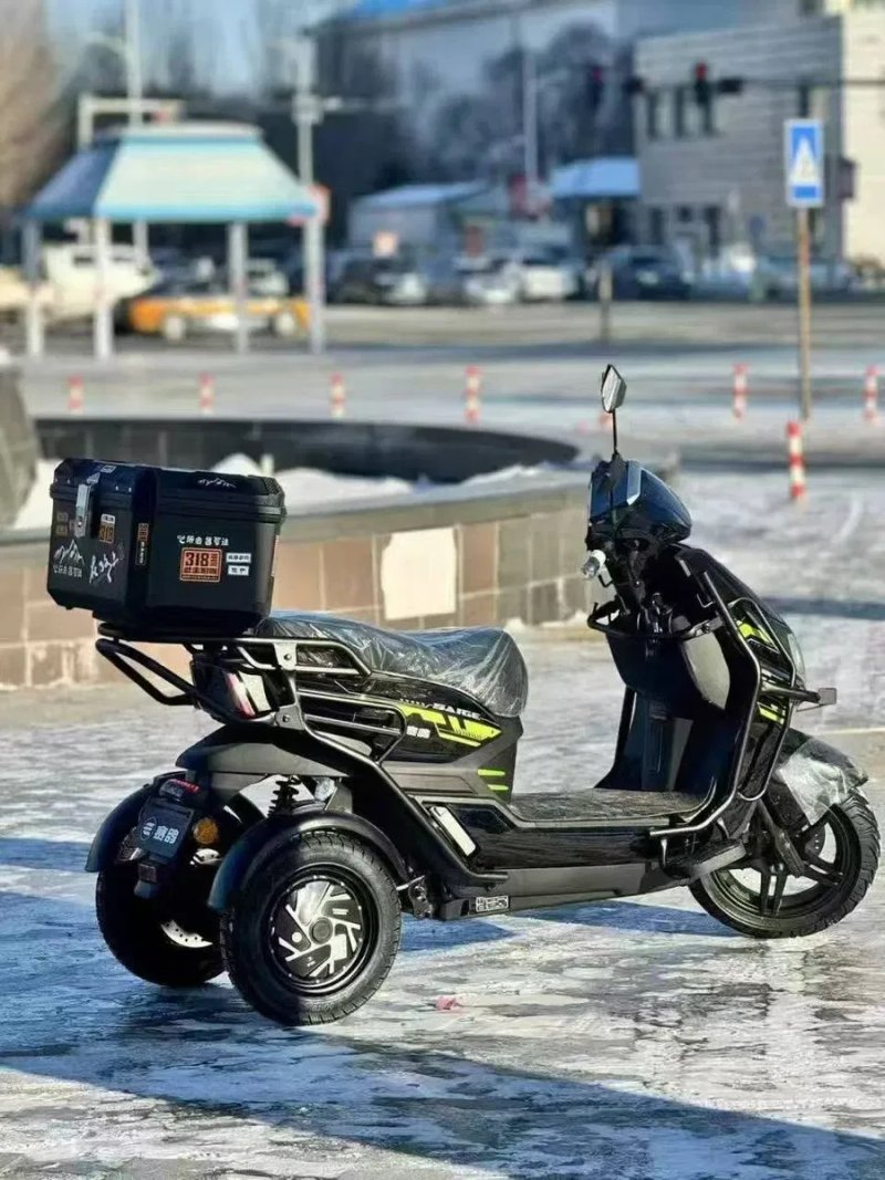 Электроскутер CRUZZER ECO SMART,двиг 2000W,акум.72V 32Ah — фото 2