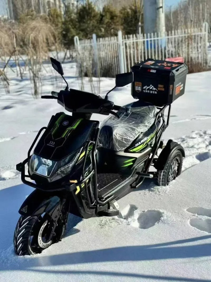 Электроскутер CRUZZER ECO SMART,двиг 2000W,акум.72V 32Ah — фото 4