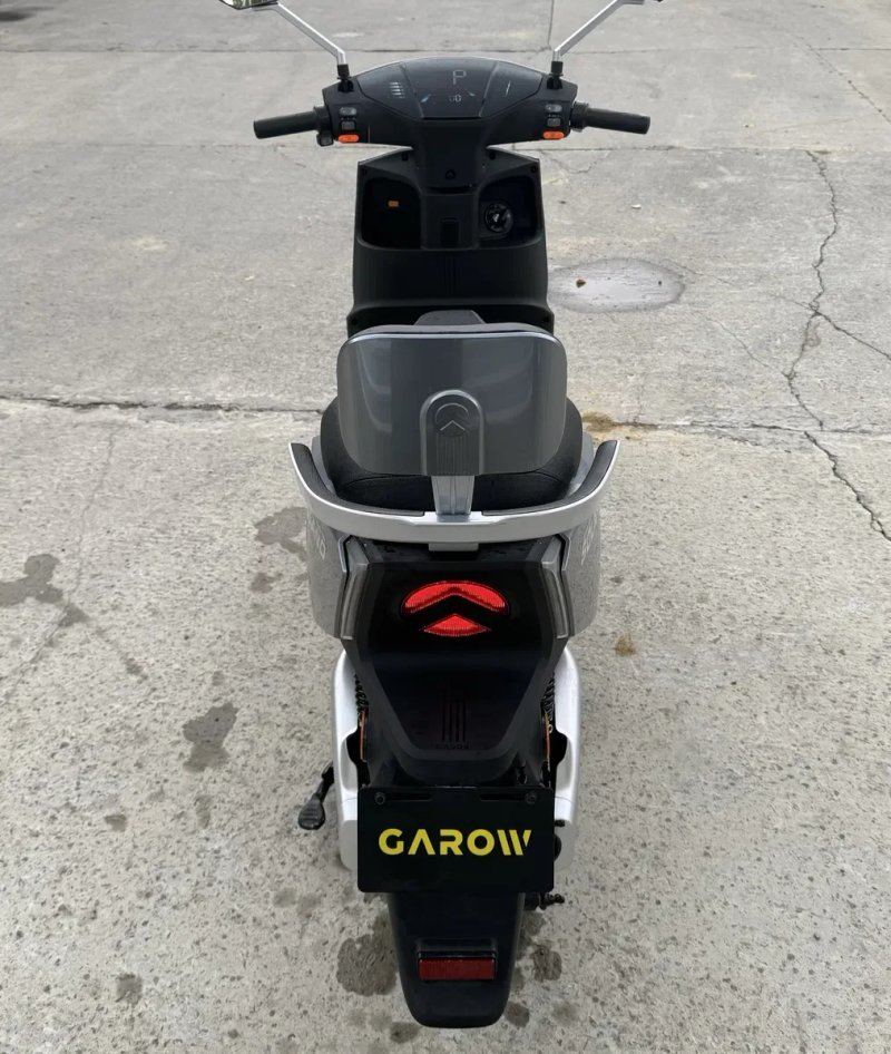 Электроскутер Garow Solano 2500W 72V/30Ah — фото 4