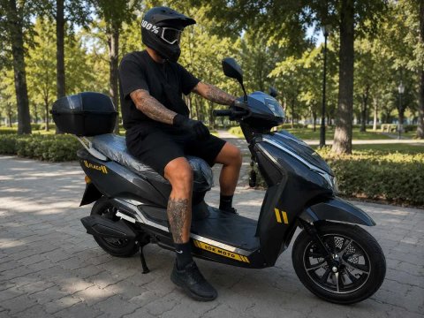 Електроскутер Sok E-Lead PRO 2999W 50A 76.7V LifePo4 / скутер чорний