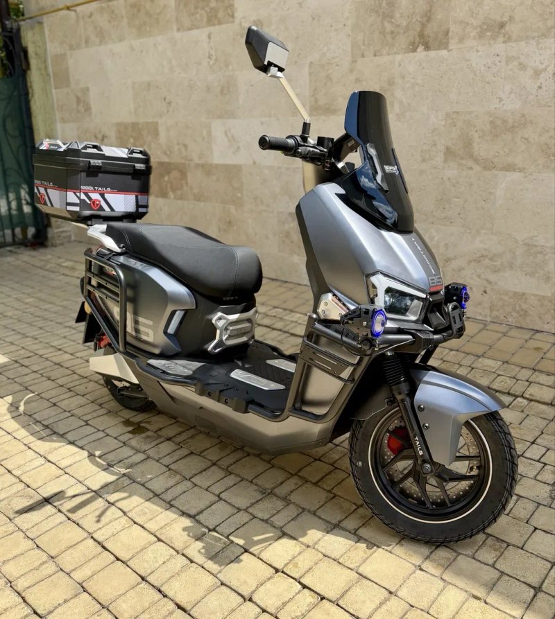 Електроскутер Tailg F73L 2999Вт, 110км запас ходу, рекуперація, знімна батарея, гарантія — фото 3